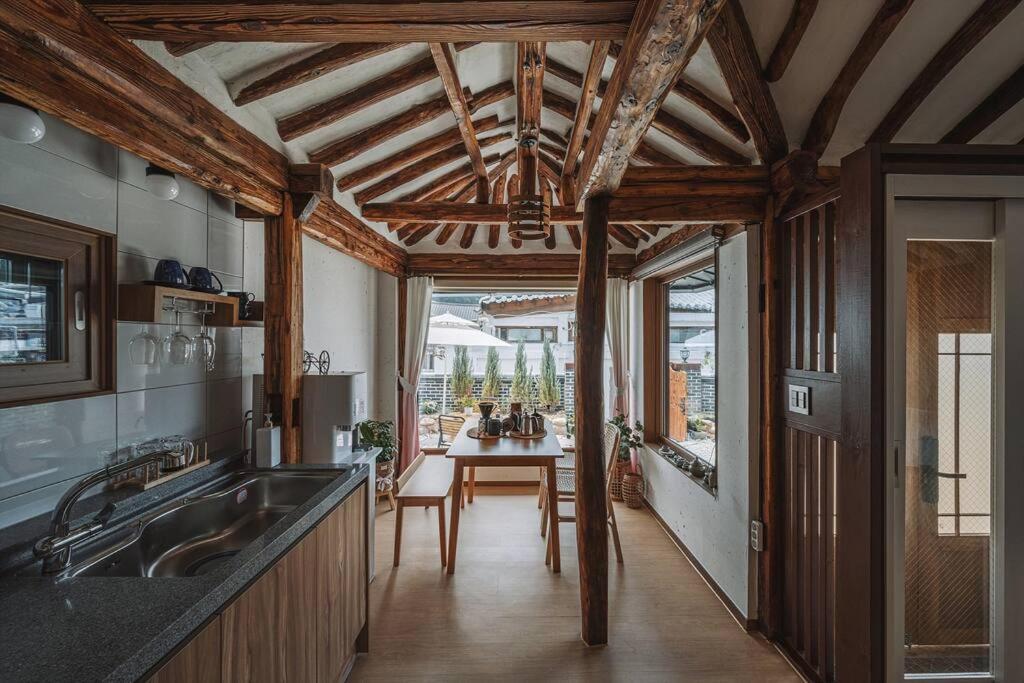 Hanokstay Haru Jeonju Ngoại thất bức ảnh